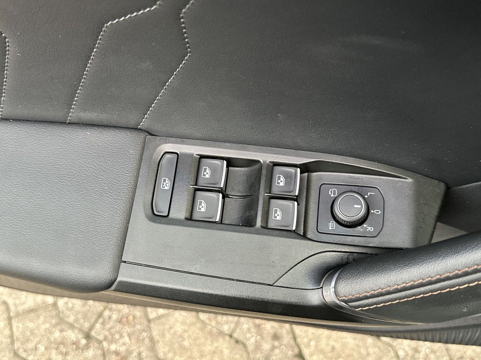 Cupra Leon 2,0 TSi Sportstourer DSG 4Drive 5d