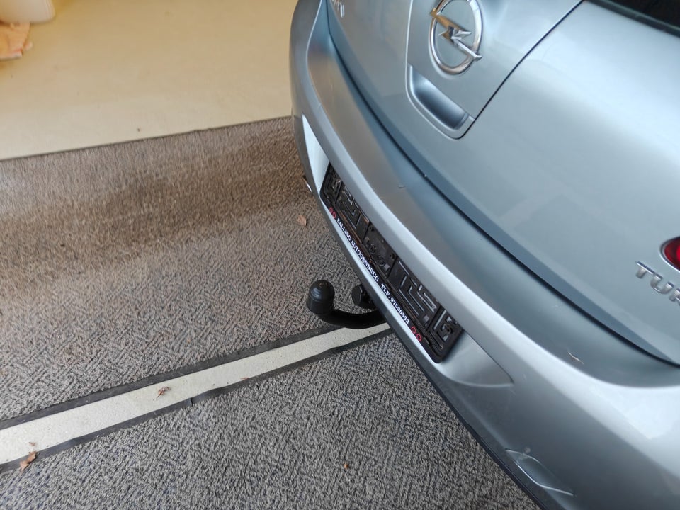 Opel Astra 1,4 T 140 Sport 5d