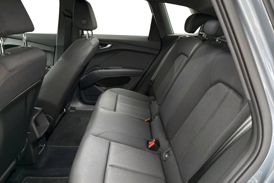 Audi Q4 e-tron 40 Attitude 5d