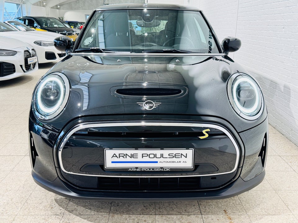 MINI Cooper SE Classic Trim 3d