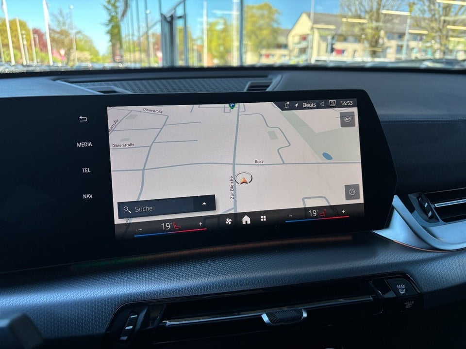 BMW iX2 eDrive20 M-Sport Premium 5d