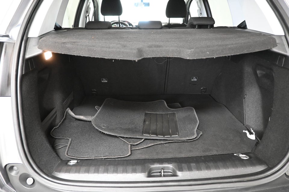 Peugeot 2008 1,2 VTi 82 Active 5d