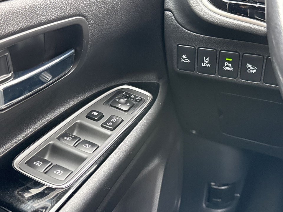 Mitsubishi Outlander 2,4 PHEV Intense CVT 4WD 5d