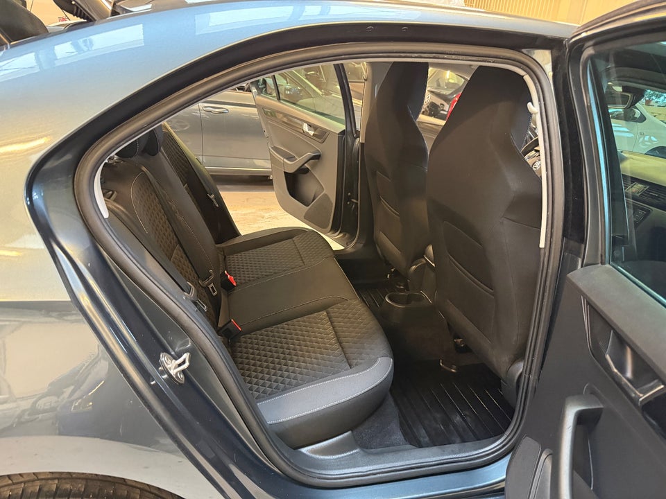 Skoda Rapid 1,4 TSi 125 Ambition DSG 5d