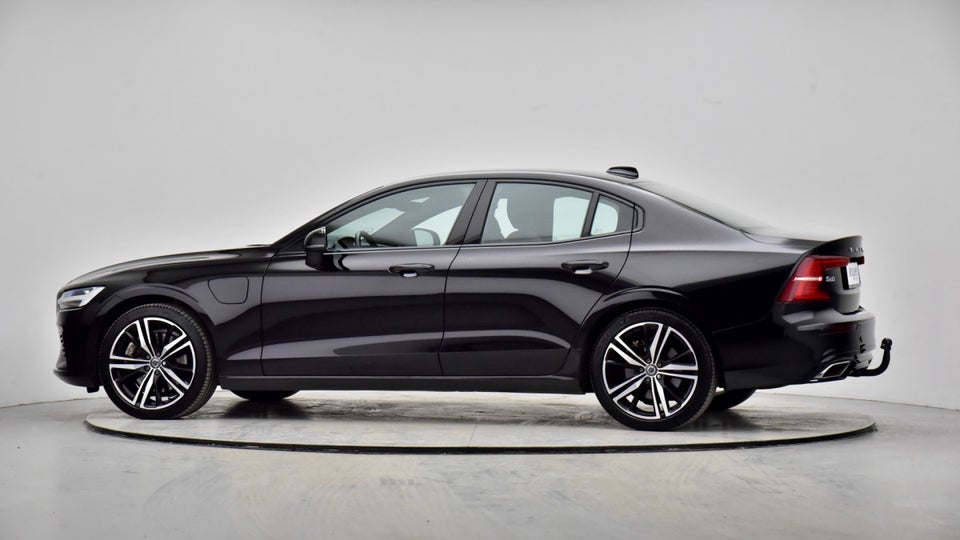 Volvo S60 2,0 T8 ReCharge R-Design aut. AWD 4d