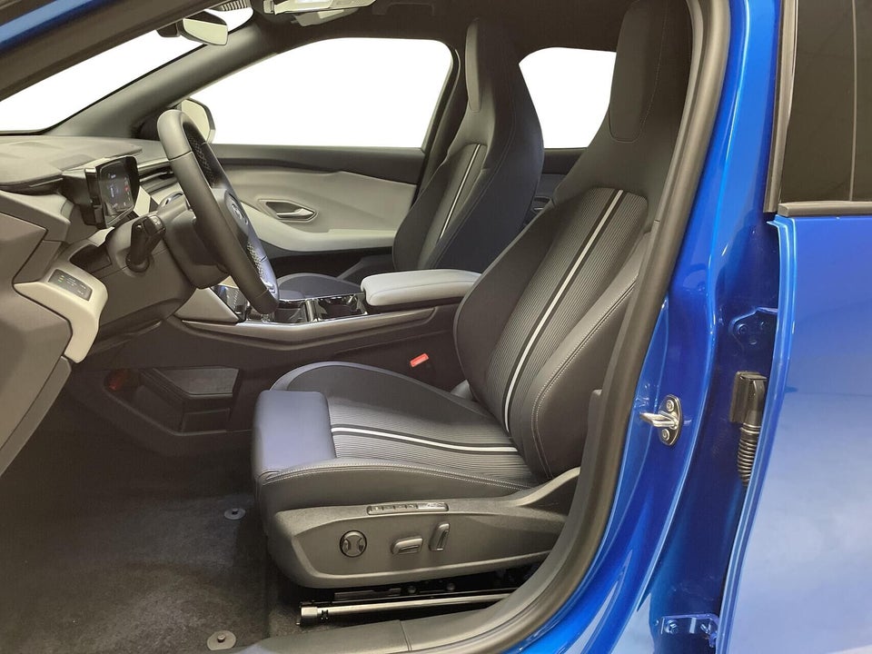 Ford Capri 77 Select Extended Range 5d