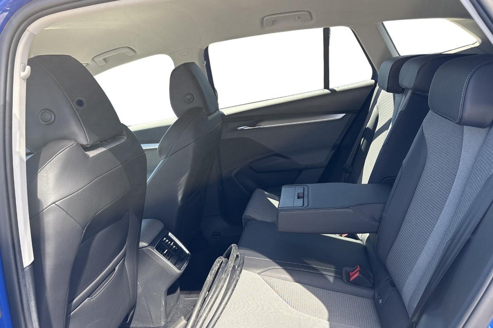 Skoda Enyaq 60 iV Loft 5d