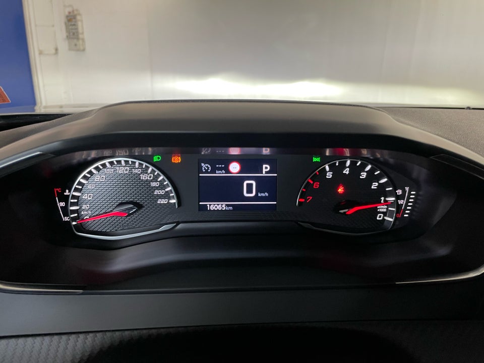 Peugeot 2008 1,2 PureTech 130 Active Limited EAT8 5d