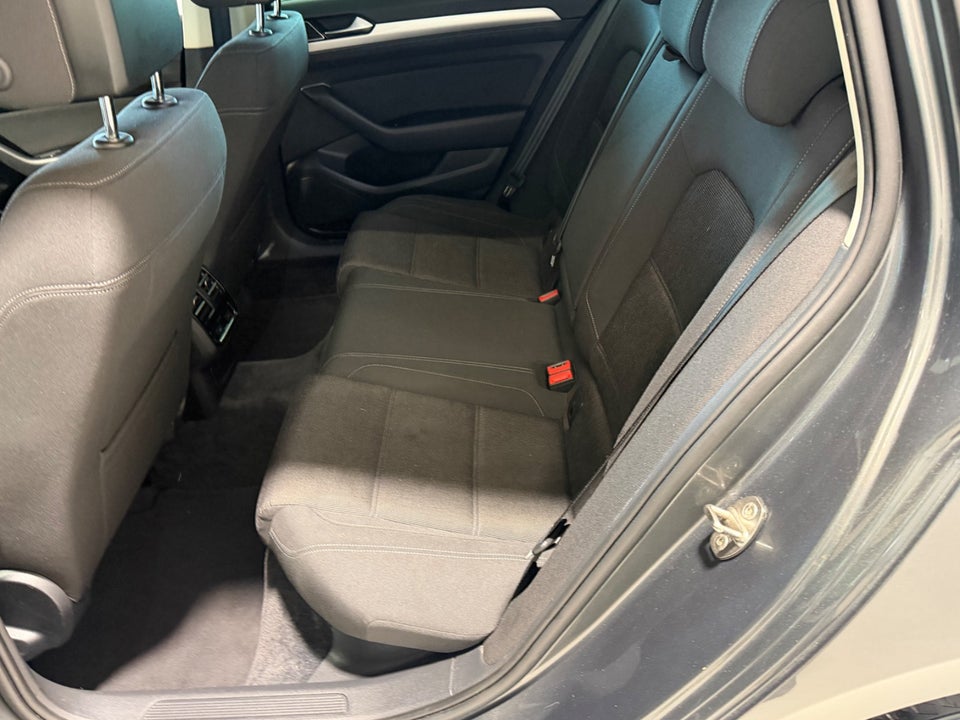 VW Passat 1,6 TDi 120 Comfortline Variant 5d