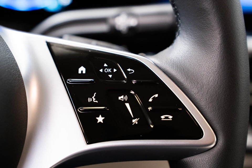 Mercedes EQA250+ Progressive 5d