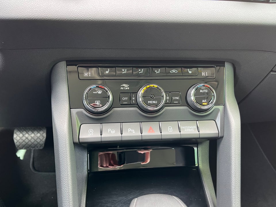 Skoda Karoq 1,5 TSi 150 Tour de France DSG 5d