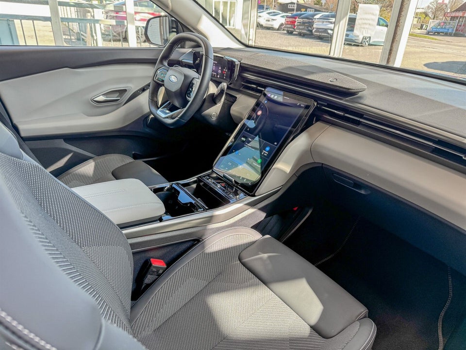 Ford Explorer 79 Select Extended Range AWD 5d