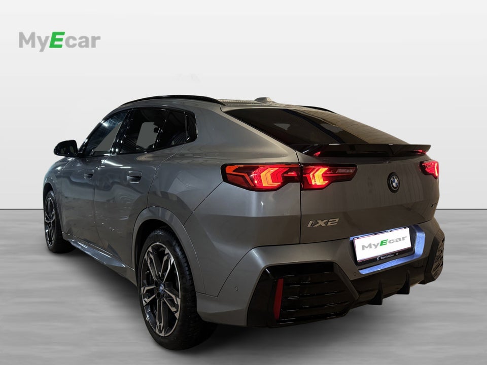 BMW iX2 xDrive30 M-Sport 5d