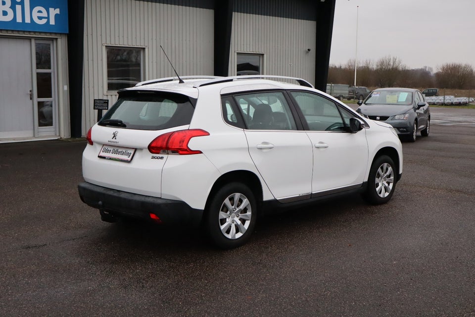 Peugeot 2008 1,2 VTi 82 Allure 5d