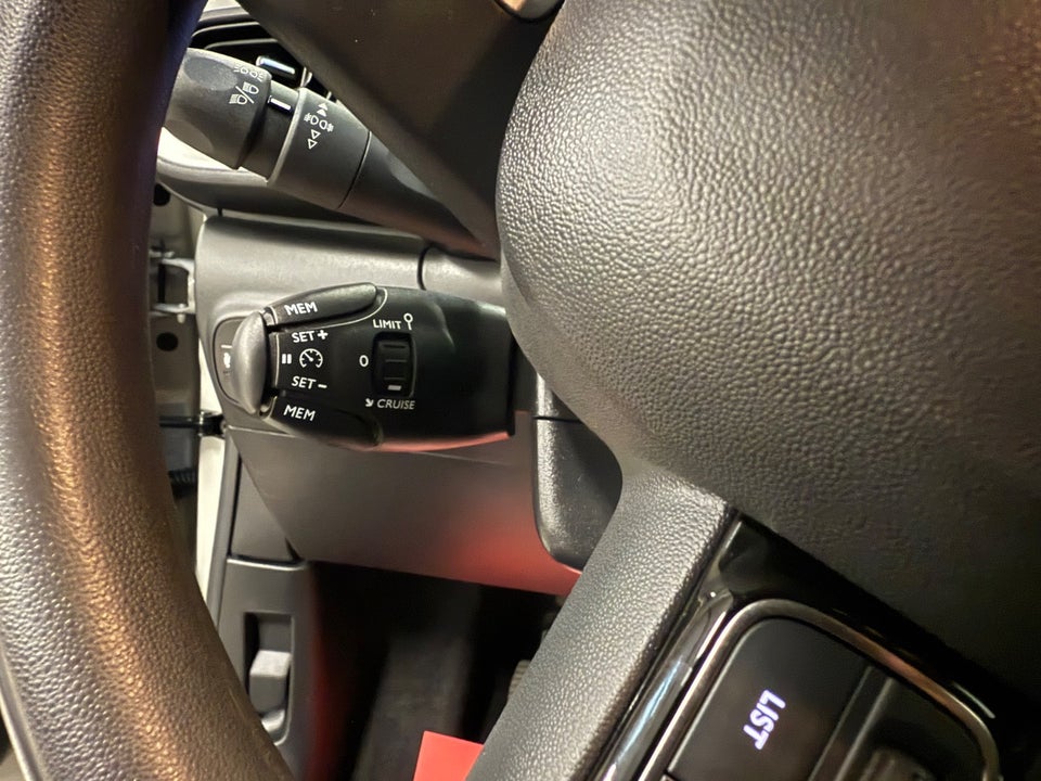 Citroën C3 1,2 PureTech 83 Shine 5d