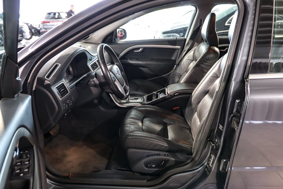 Volvo S80 2,4 D5 205 Summum aut. 4d
