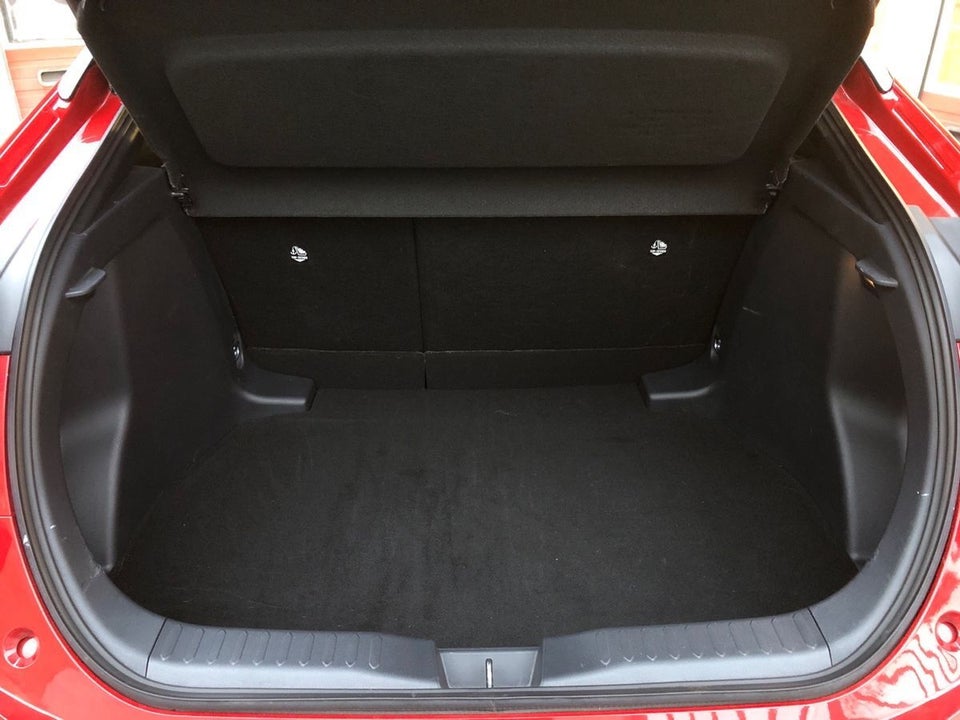 Toyota C-HR 1,8 Hybrid Style 5d