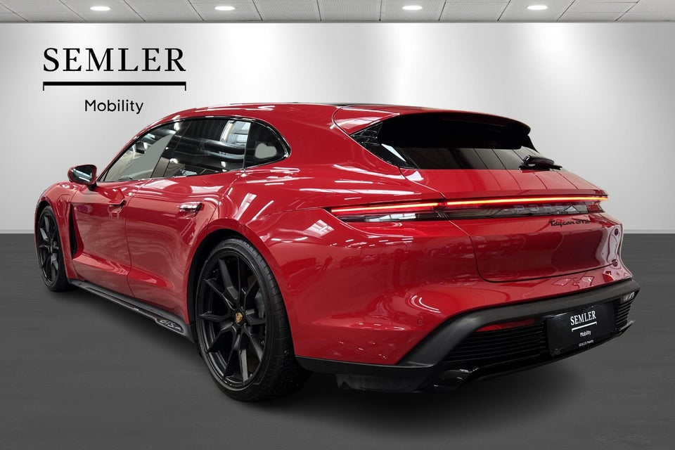 Porsche Taycan GTS Performance+ Sport Turismo 5d