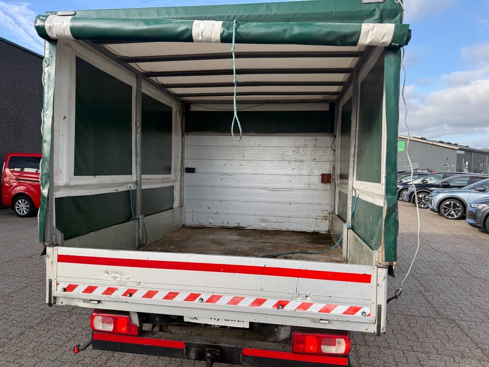 VW Crafter 35 2,0 TDi 177 Ladvogn L3