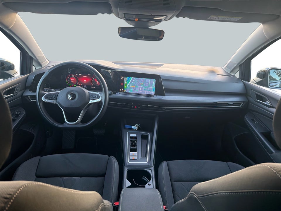 VW Golf VIII 1,4 eHybrid DSG 5d