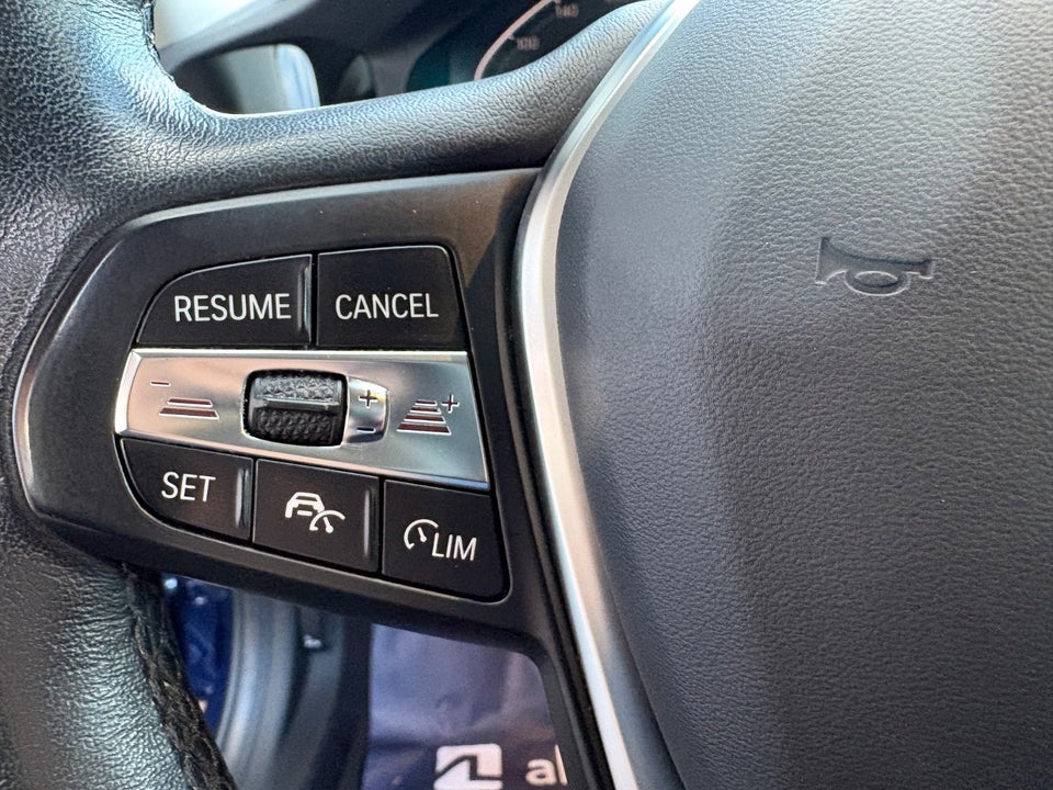 BMW 330e 2,0 Touring Sport Line aut. 5d