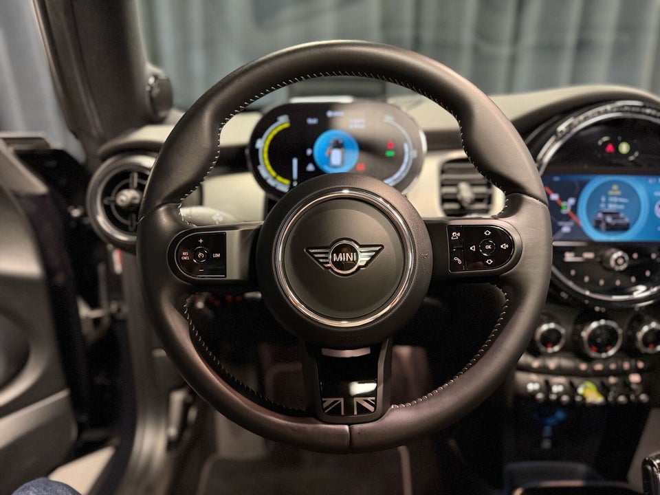 MINI Cooper SE Yours Trim 3d