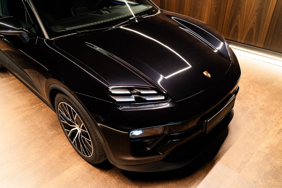 Porsche Macan 4 5d