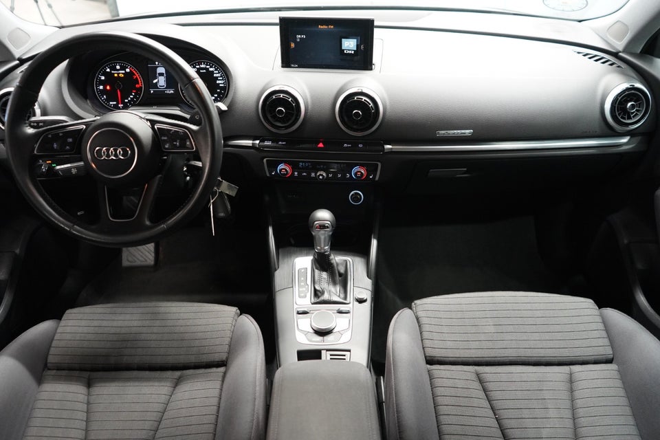 Audi A3 40 TFSi Sport Sportback quattro S-tr. 5d