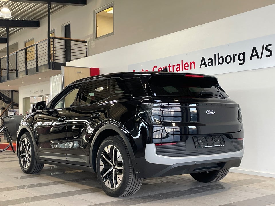 Ford Explorer 77 Select Extended Range 5d