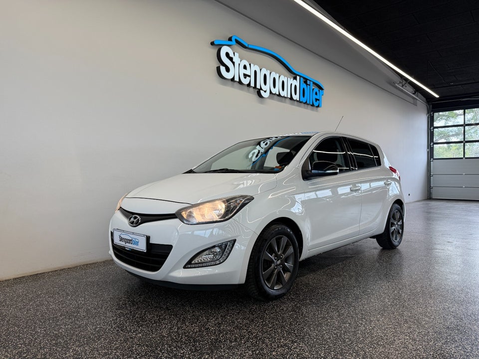 Hyundai i20 1,25 Classic XTR 5d