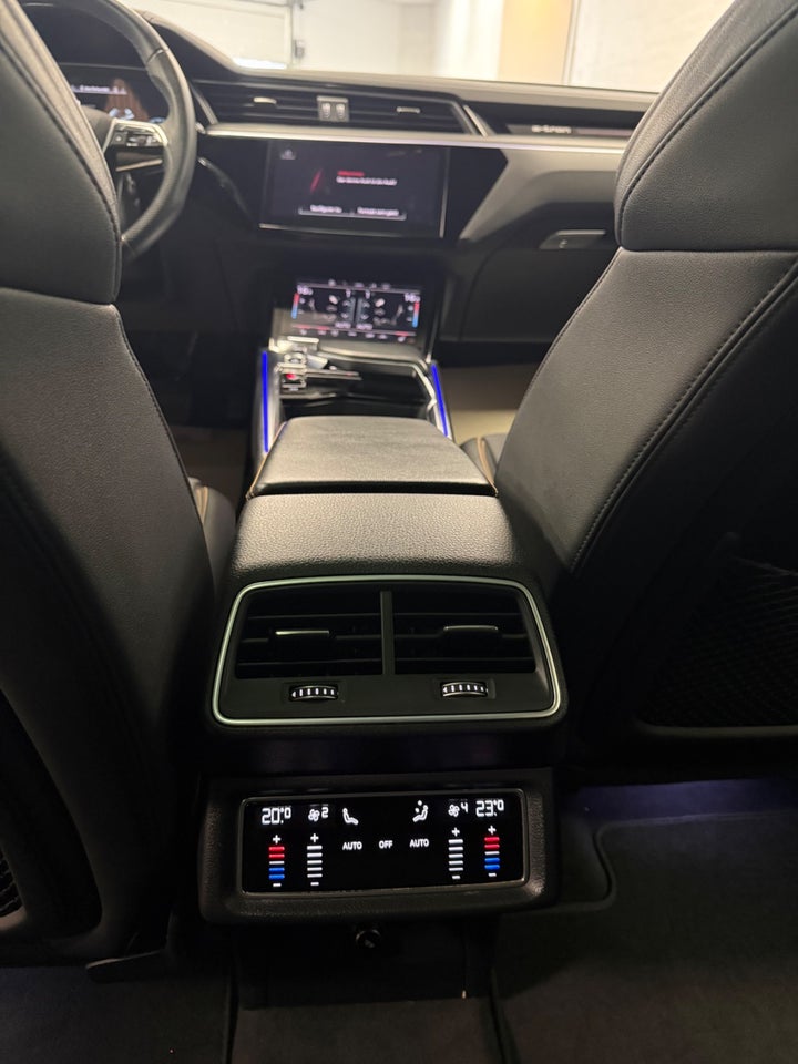 Audi e-tron 55 Black Edition S-line quattro 5d