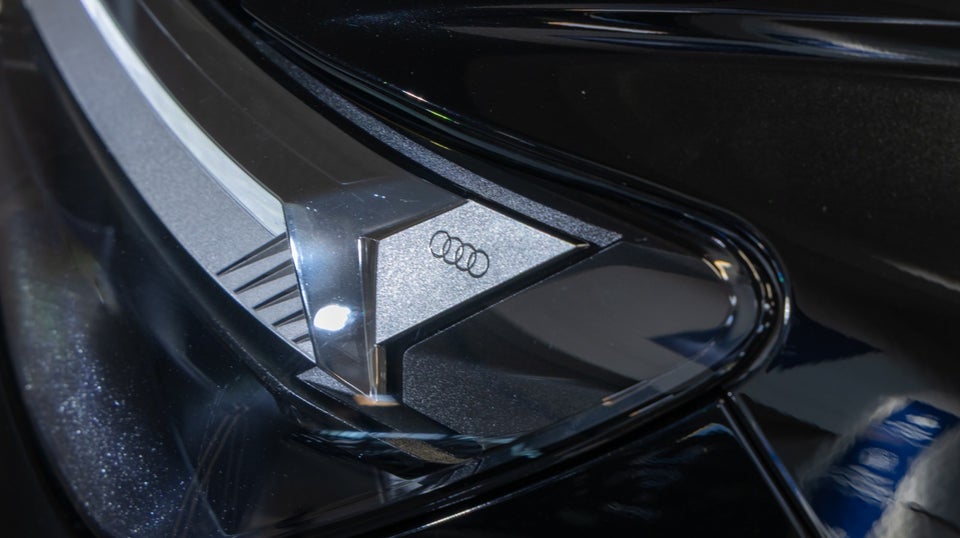 Audi Q4 e-tron 45 S-line 5d