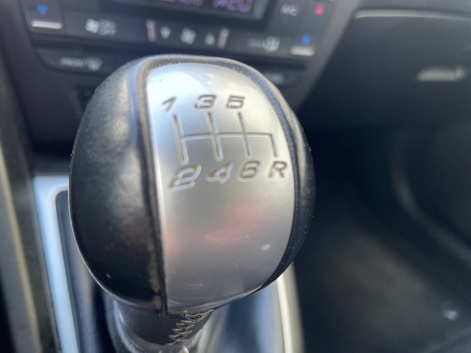 Honda Civic 1,8 i-VTEC Sport 5d