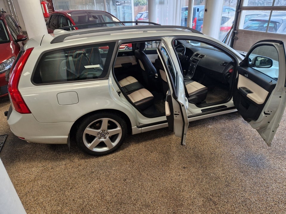 Volvo V50 2,0 D3 150 5d