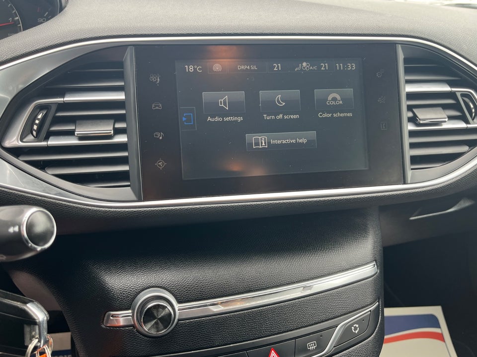 Peugeot 308 1,6 BlueHDi 120 Style SW 5d