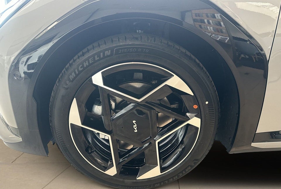 Kia EV4 81 Long Range GT-Line 5d