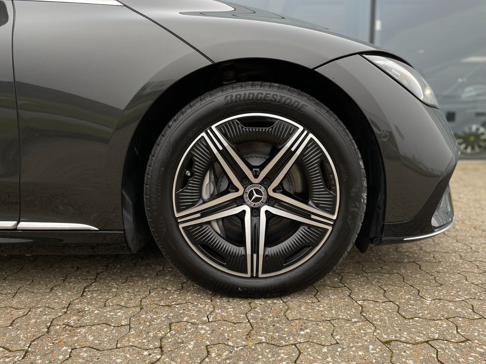 Mercedes EQE350 AMG Line 4d