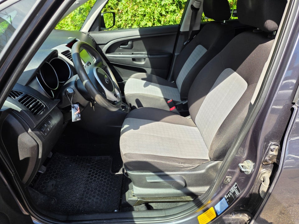 Kia Venga 1,4 CVVT Active 5d