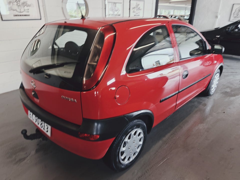 Opel Corsa 1,0 12V Family 3d