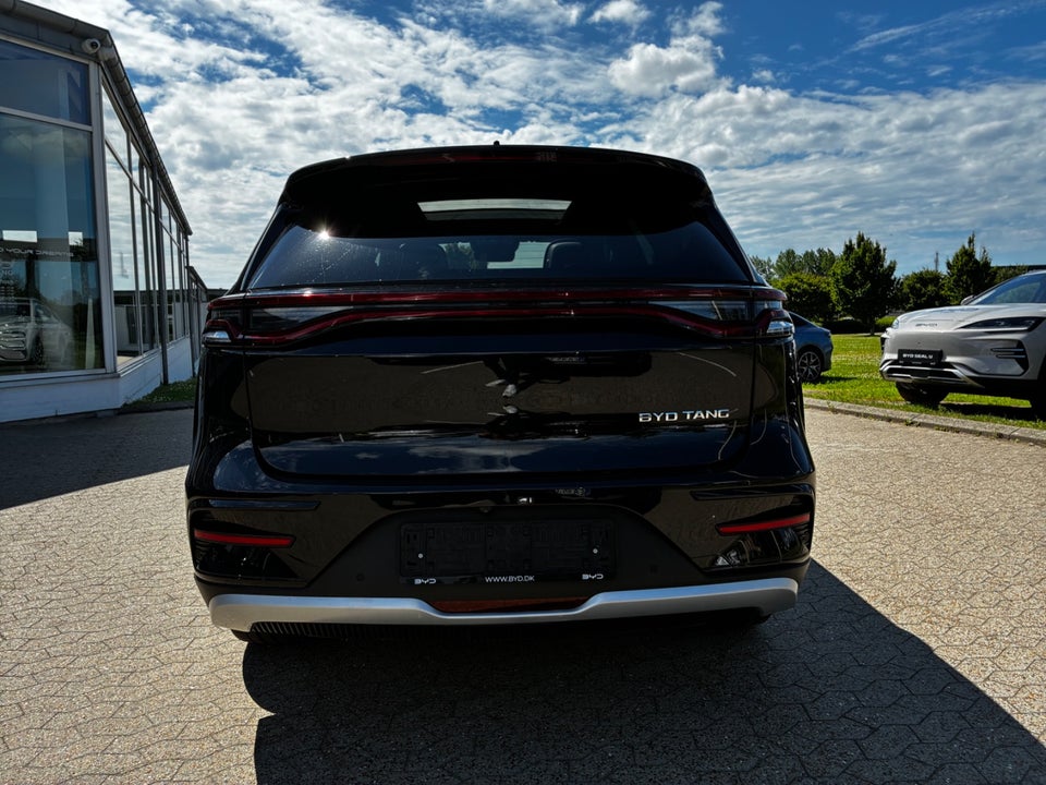BYD Tang 109 Flagship AWD 7prs 5d