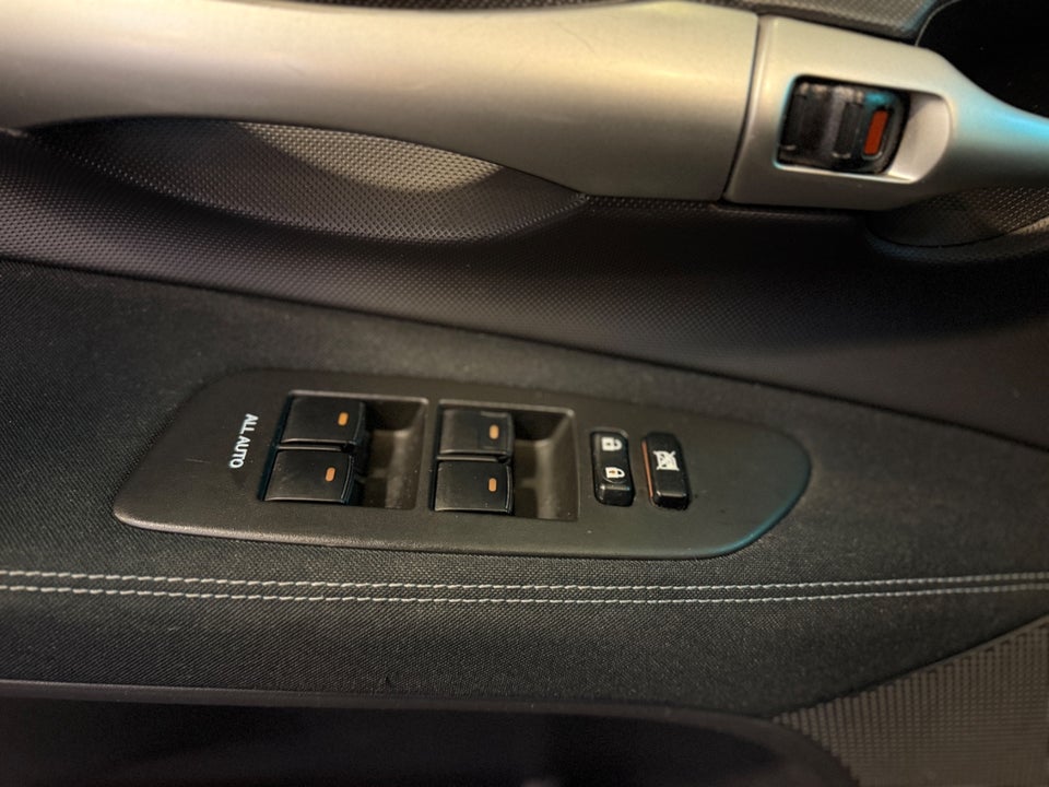 Toyota Auris 1,6 T2 5d