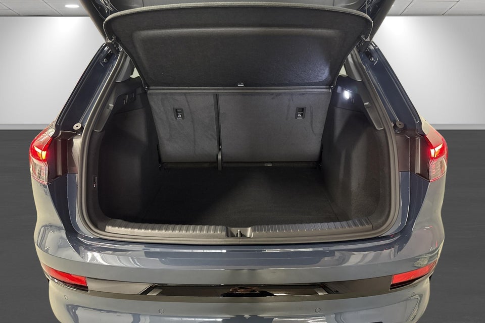 Audi Q4 e-tron performance 5d