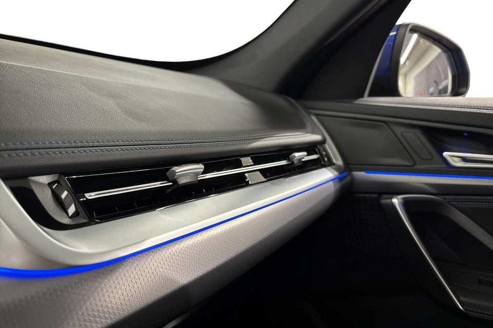 BMW iX1 eDrive20 M-Sport 5d
