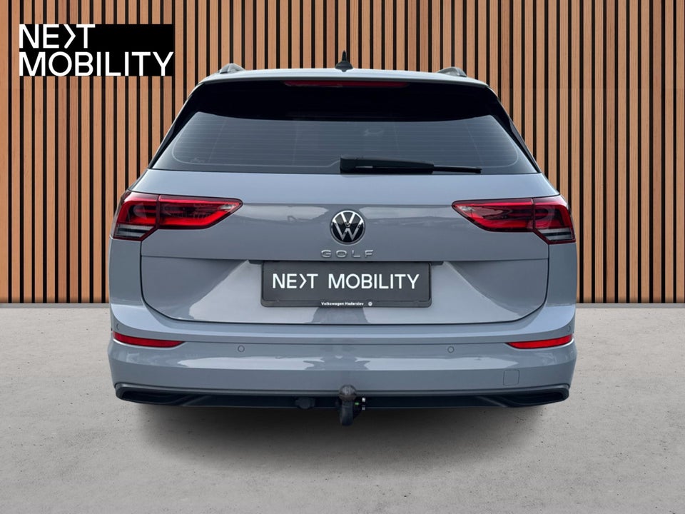 VW Golf VIII 1,5 TSi 130 Life Variant 5d