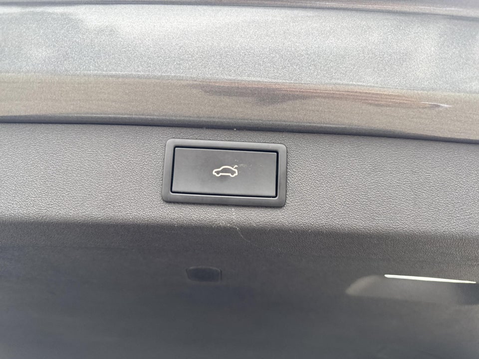 Skoda Enyaq 60 iV Loft 5d