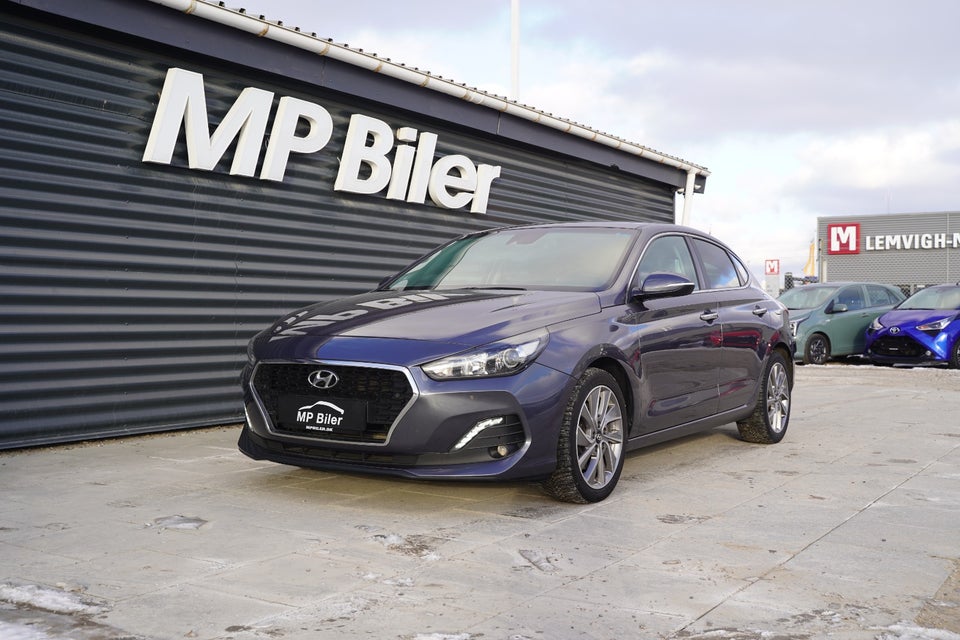 Hyundai i30 1,4 T-GDi Trend Fastback DCT 5d