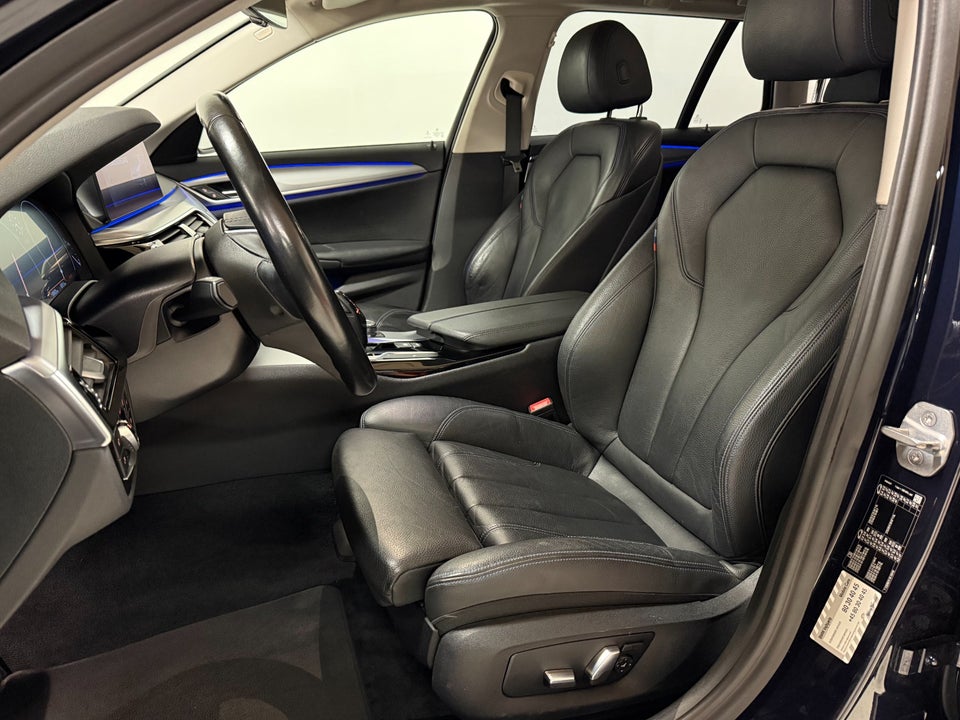 BMW 520d 2,0 Touring Connected aut. 5d