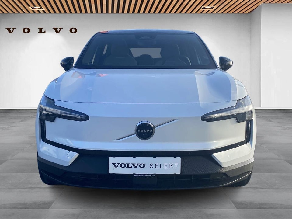 Volvo EX30 Extended Range Ultra 5d