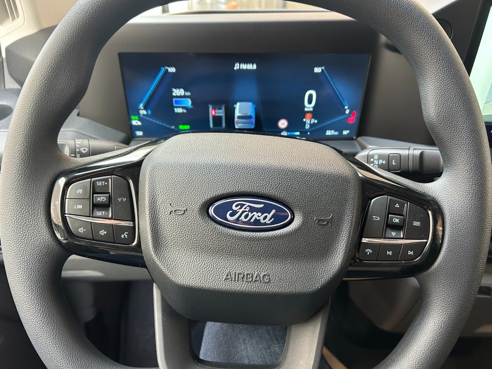 Ford E-Transit Custom 320S 64 Trend