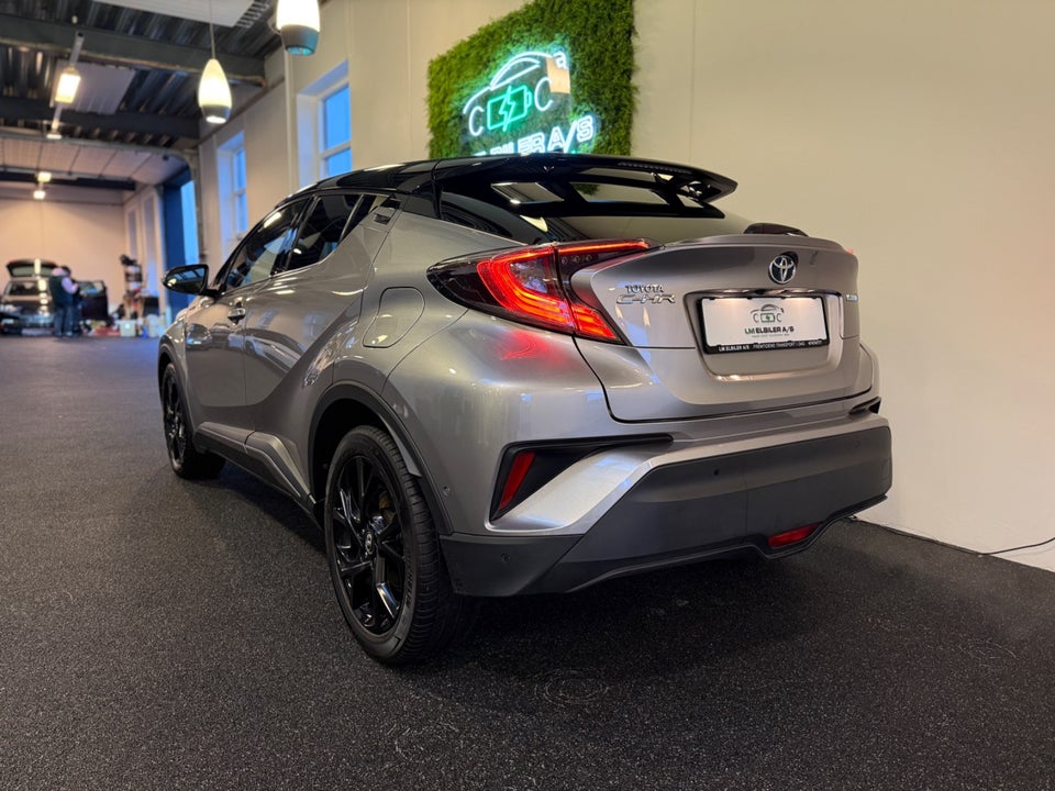 Toyota C-HR 1,8 Hybrid Premium Selected CVT 5d